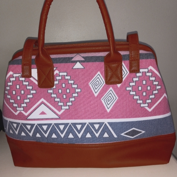 Aztec print boho design top zipn handbag - Picture 1 of 3
